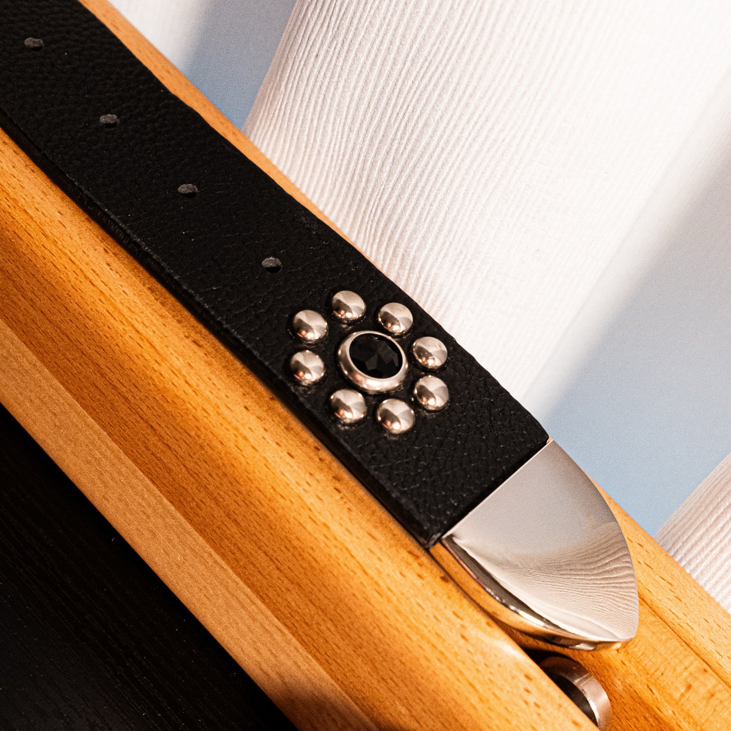 STUDDED LEATHER BELT IN BLACK