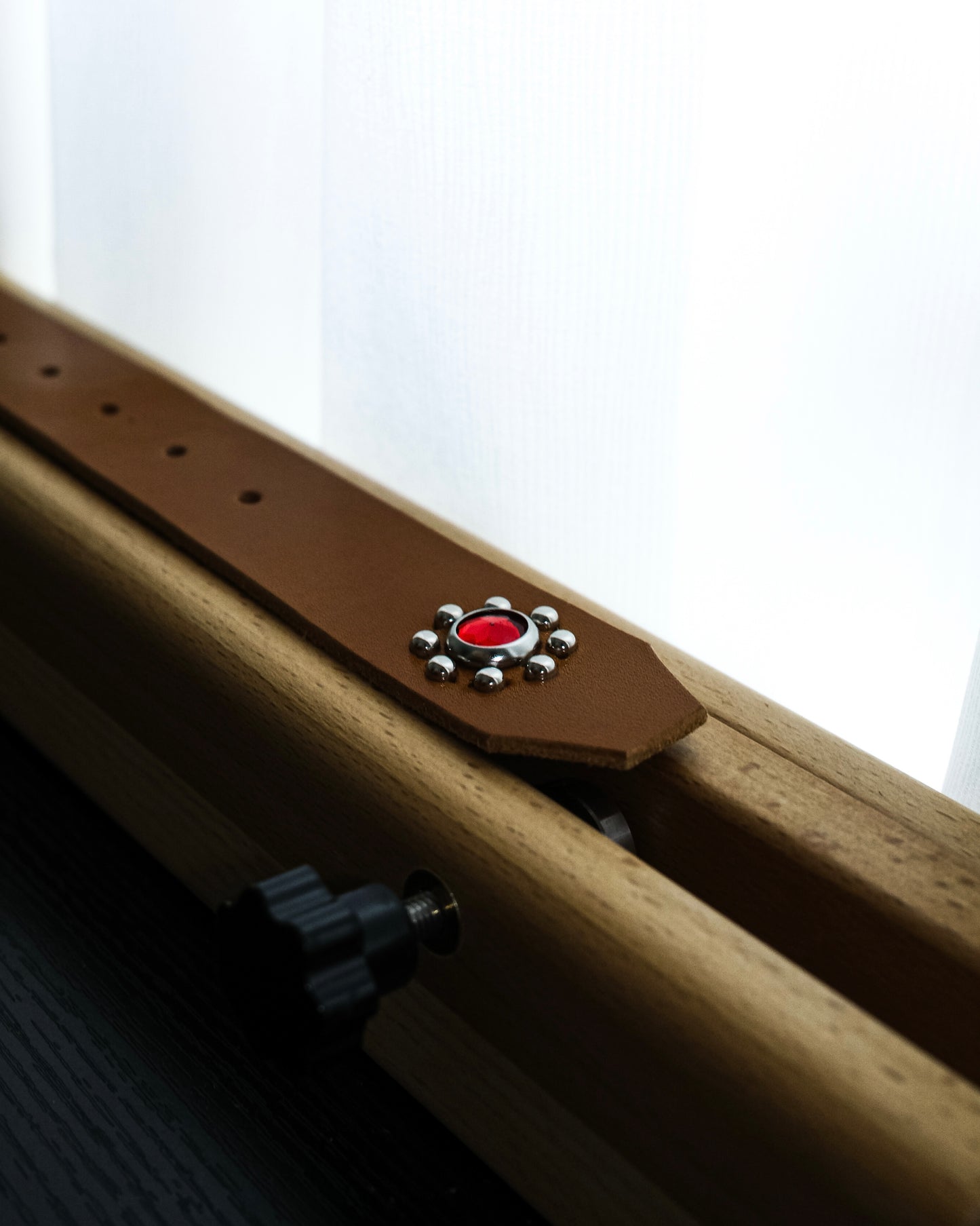 STUDDED RED SNAKESKIN BELT IN ORANGE 01